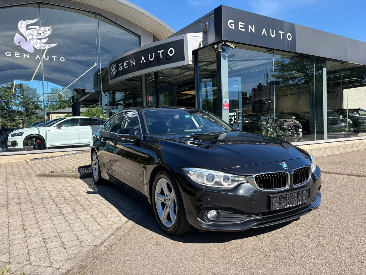 BMW 418
