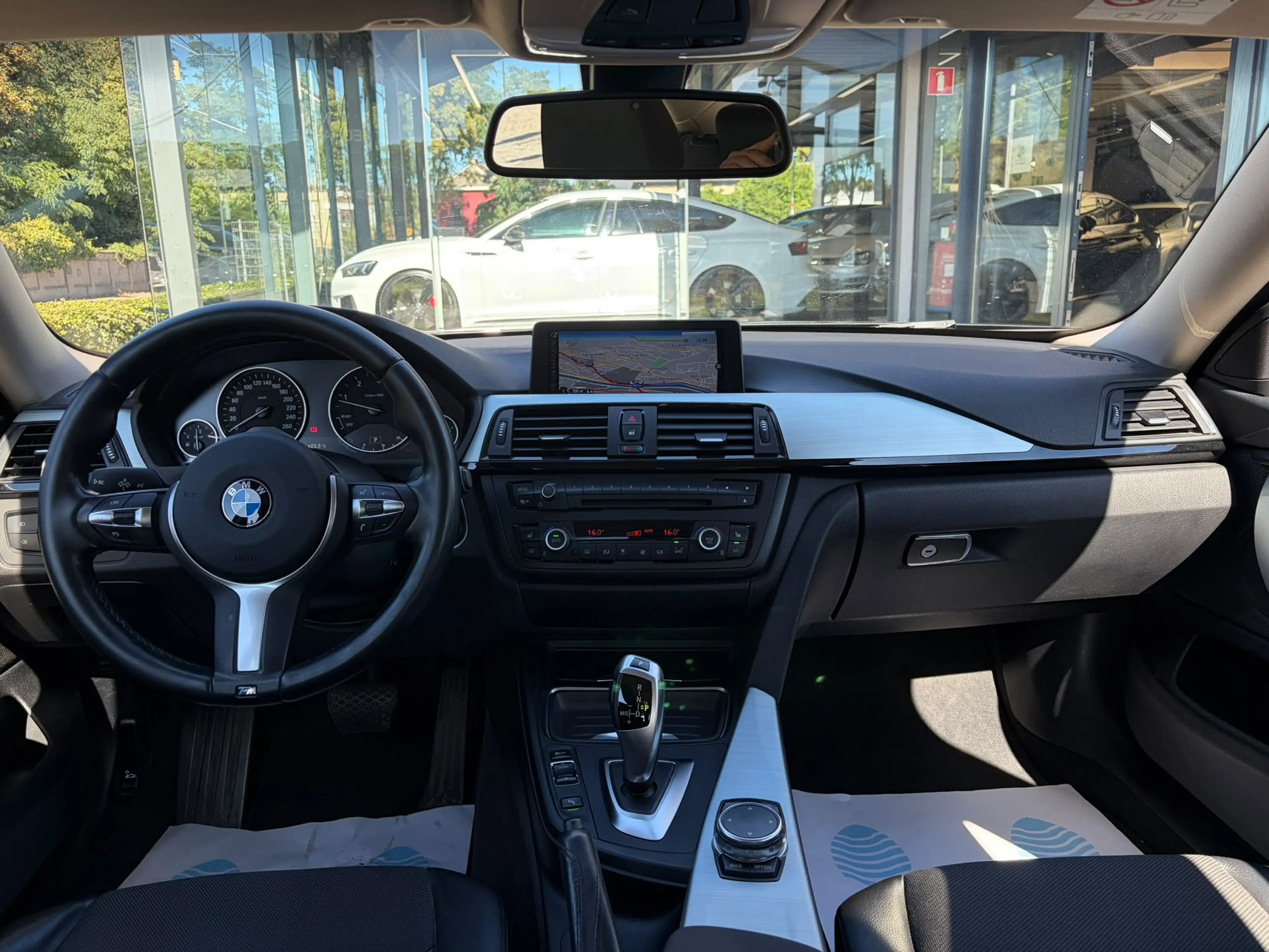 BMW 418 dA Gran Coupé Sport Edition Euro6b Volant M Grand GPS Siège Chauffant * 12 MOIS GARANTIE * — photo 14