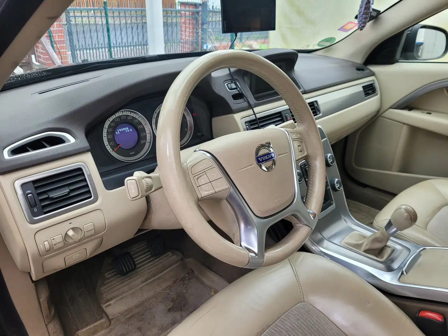 Volvo V70 V70 2.5T RDesign Чёрный - 1