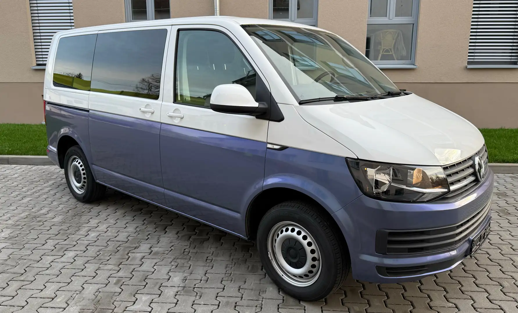 Volkswagen T6 Multivan 2,0TDI *150PS *GARANTIE *INSP.+TÜV NEU Blau - 1