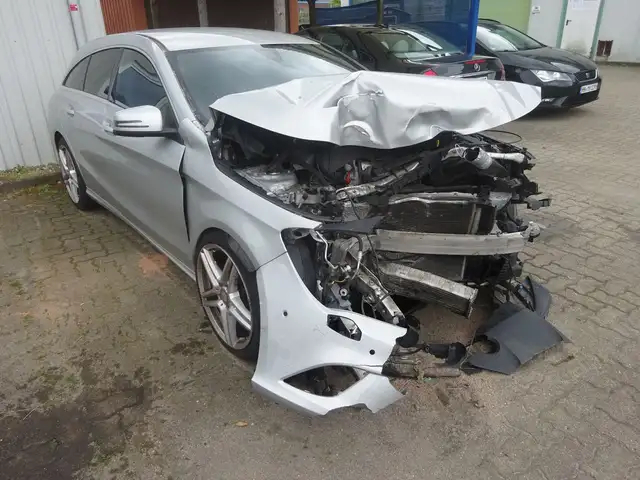 Mercedes-Benz Autres CLA Shooting Brake CLA 200