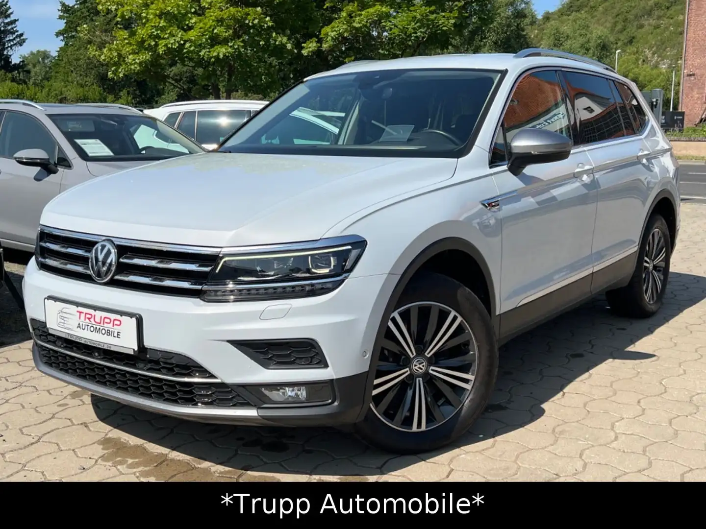 Volkswagen Tiguan Allspace 4M/Matrix/7-Sitzer/AHK/Virtual Argent - 1