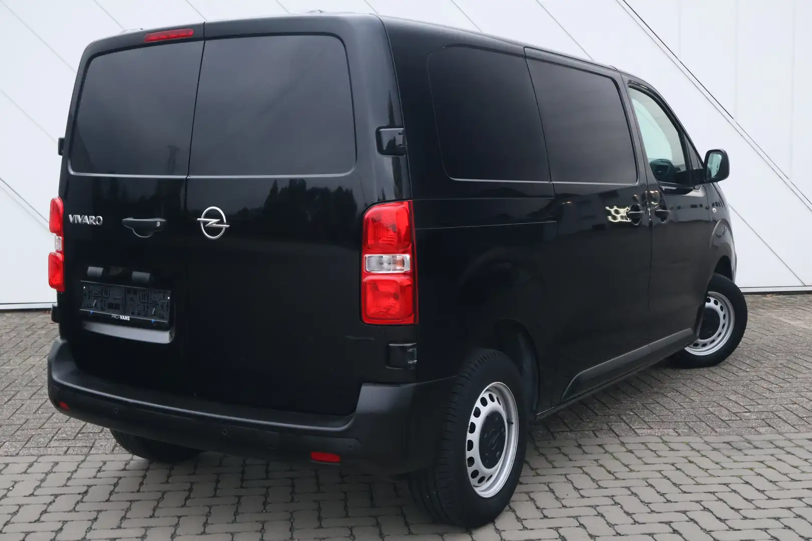 Opel Vivaro L2 102 PK MT6| Airco| CC| Carplay| Navi| Sensoren Zwart - 2