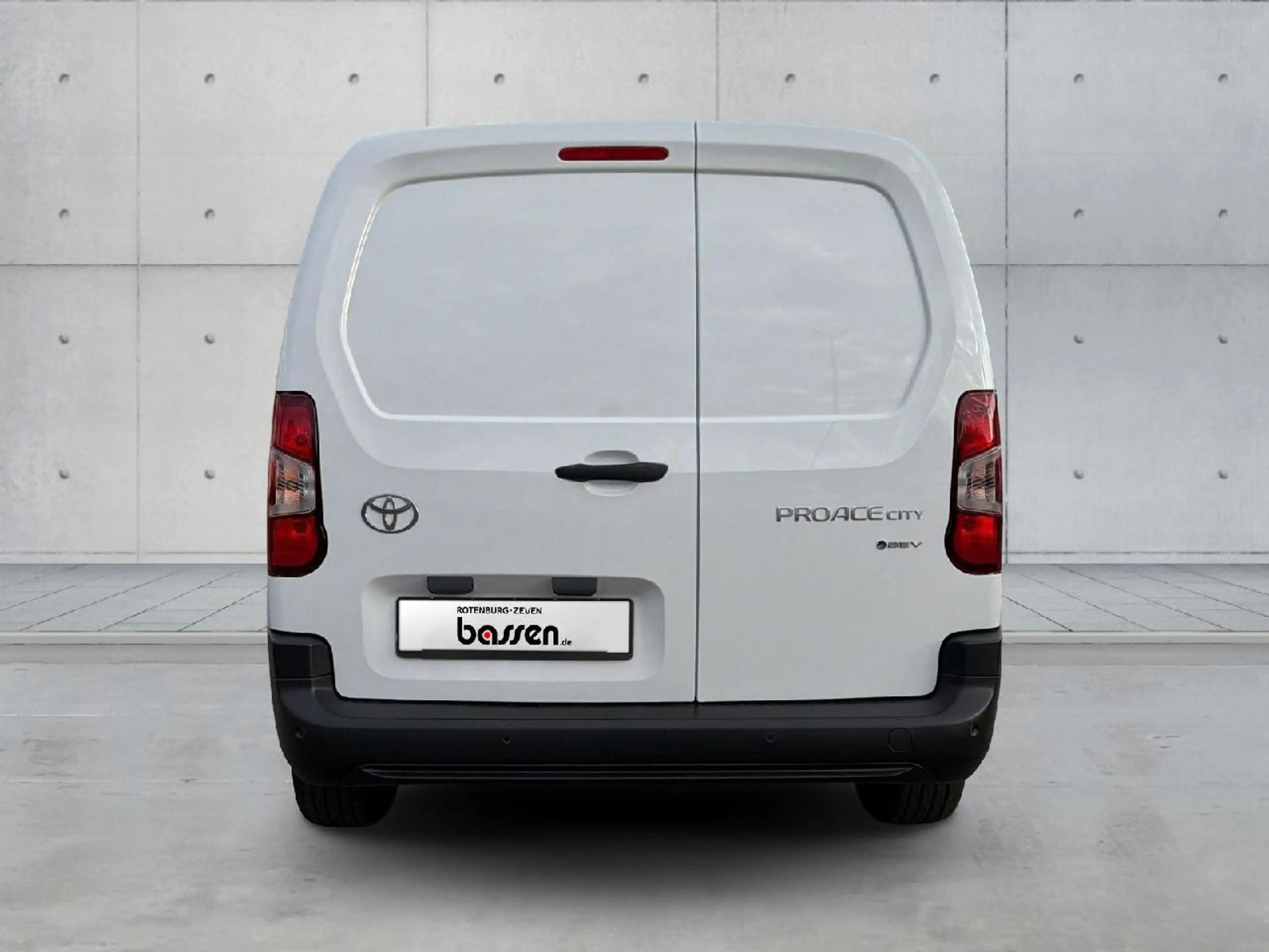 Toyota Proace City L2 Electric Meister — photo 5