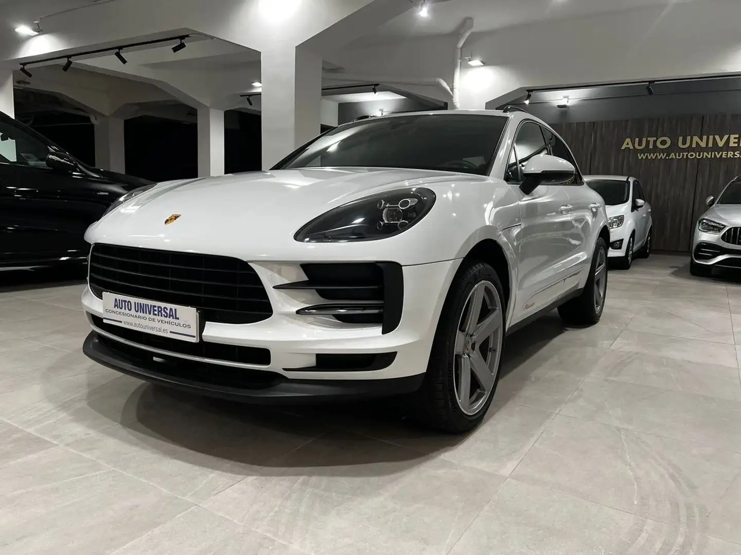 Porsche Macan Aut. White - 1