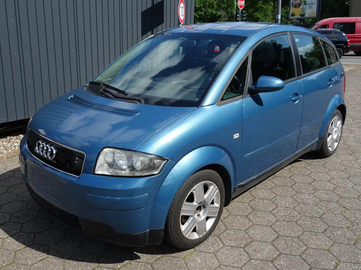 Audi A2 1.4 1Hand TÜV 6.2027 Blauw - 2