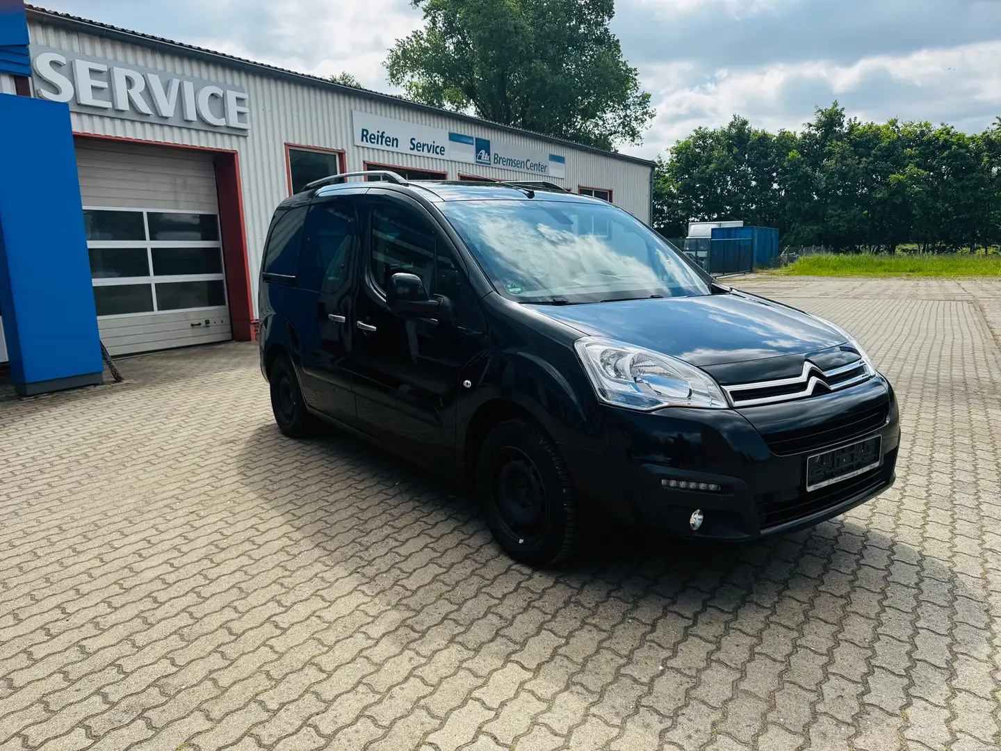 Citroen Berlingo Multispace BlueHDi 100 S Noir - 2