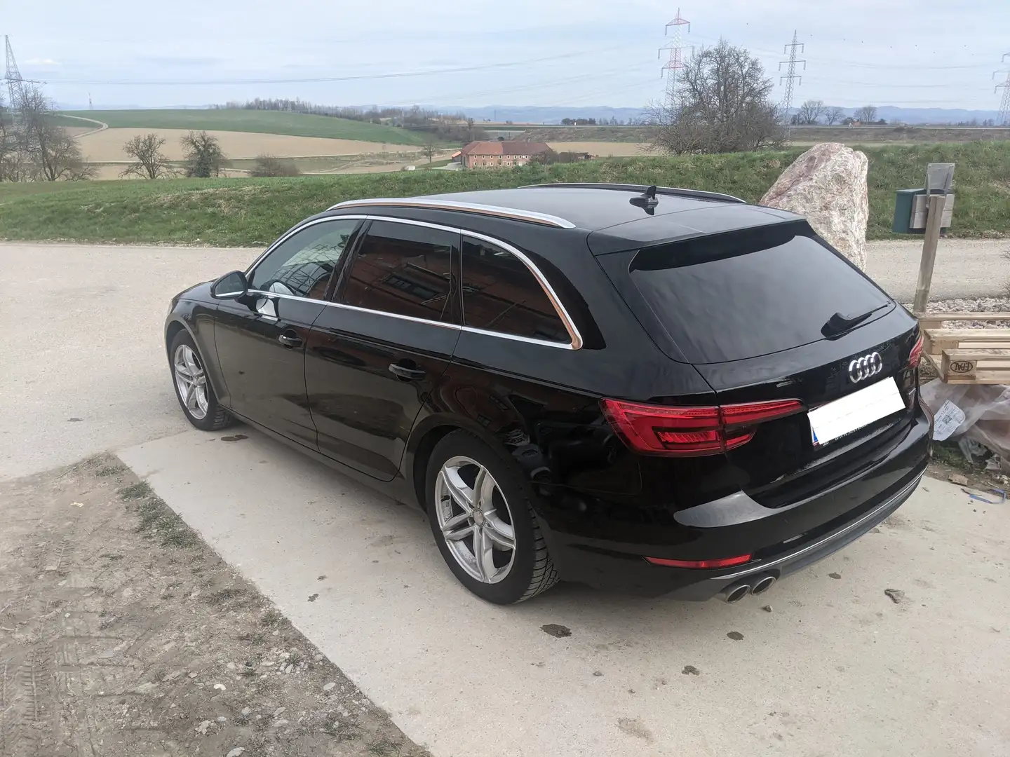 Audi A4 A4 Avant 2,0 TDI quattro Design S-tronic Design Schwarz - 2