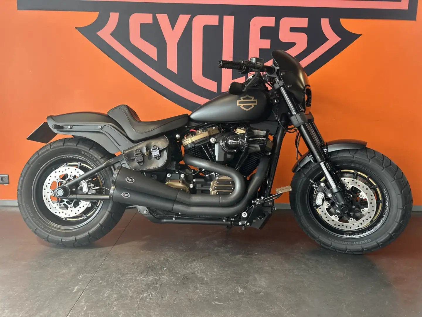 Harley-Davidson Fat Bob 114 Softail Nero - 1