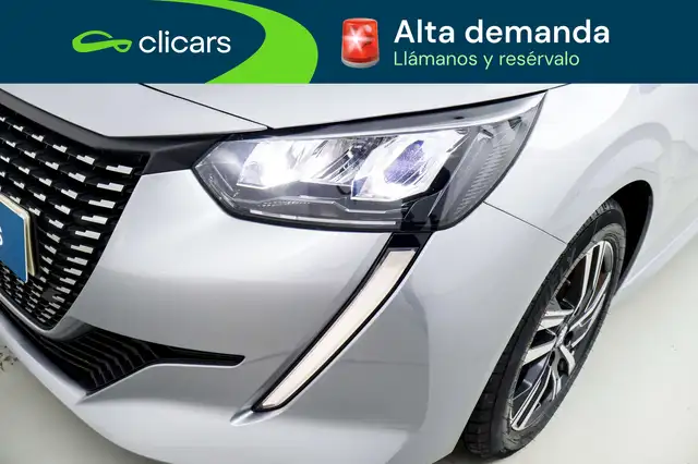 Peugeot 208 view 5