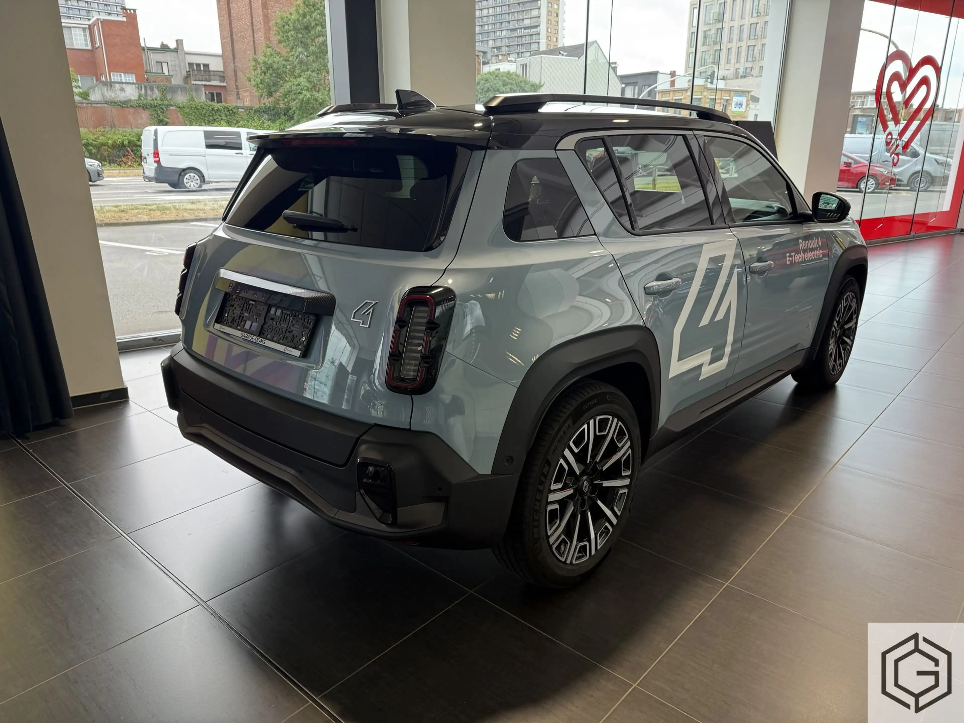 Renault R 4 Iconic Comfort Range 150hp 52 kWh *Garantie — photo 3