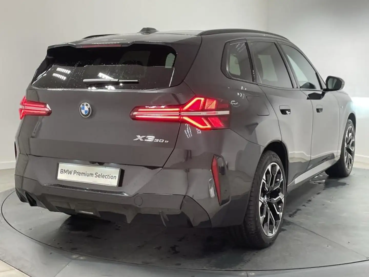 BMW X3 xDrive30e 299ch M Sport Grau - 2