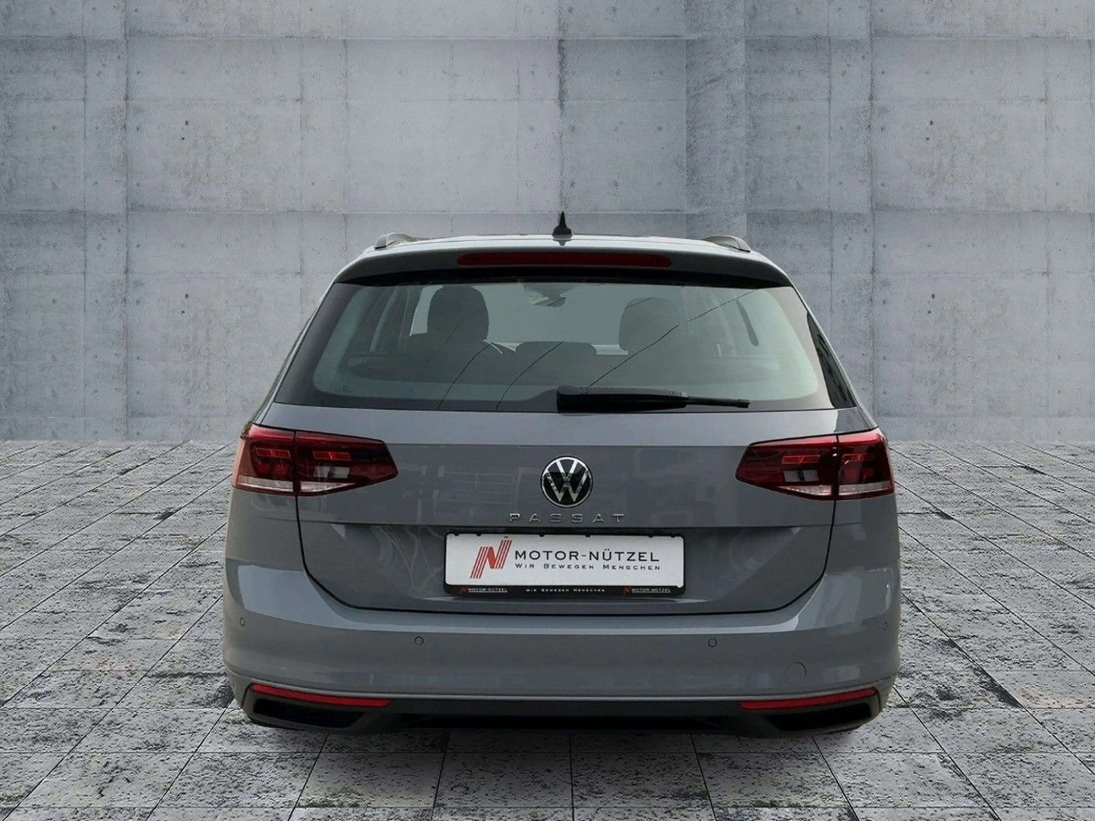 Volkswagen Passat Variant 1.5 TSI DSG LED+NAVI+RFK+APP — photo 5