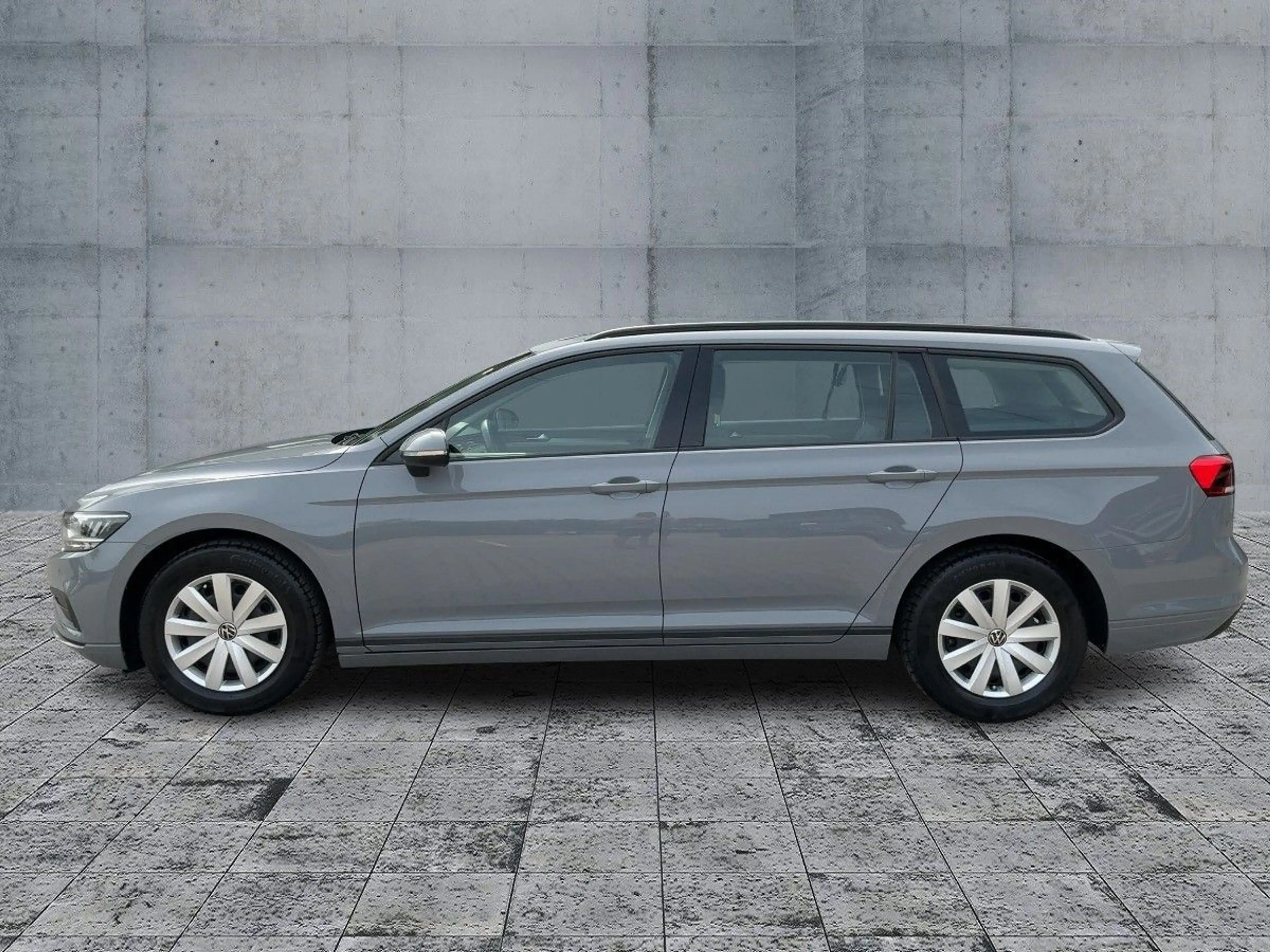 Volkswagen Passat Variant 1.5 TSI DSG LED+NAVI+RFK+APP — photo 4