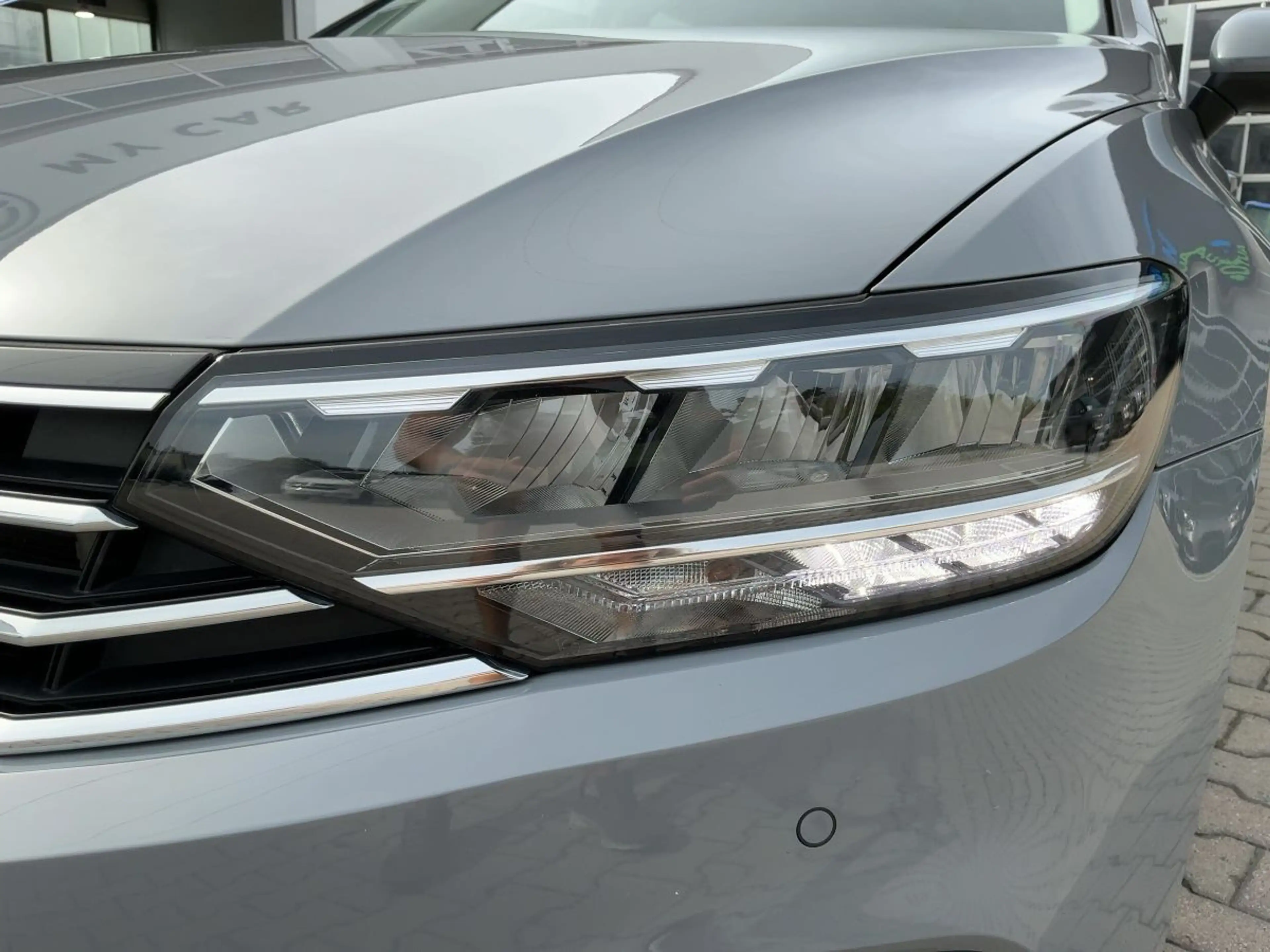 Volkswagen Passat Variant 1.5 TSI DSG LED+NAVI+RFK+APP — photo 22
