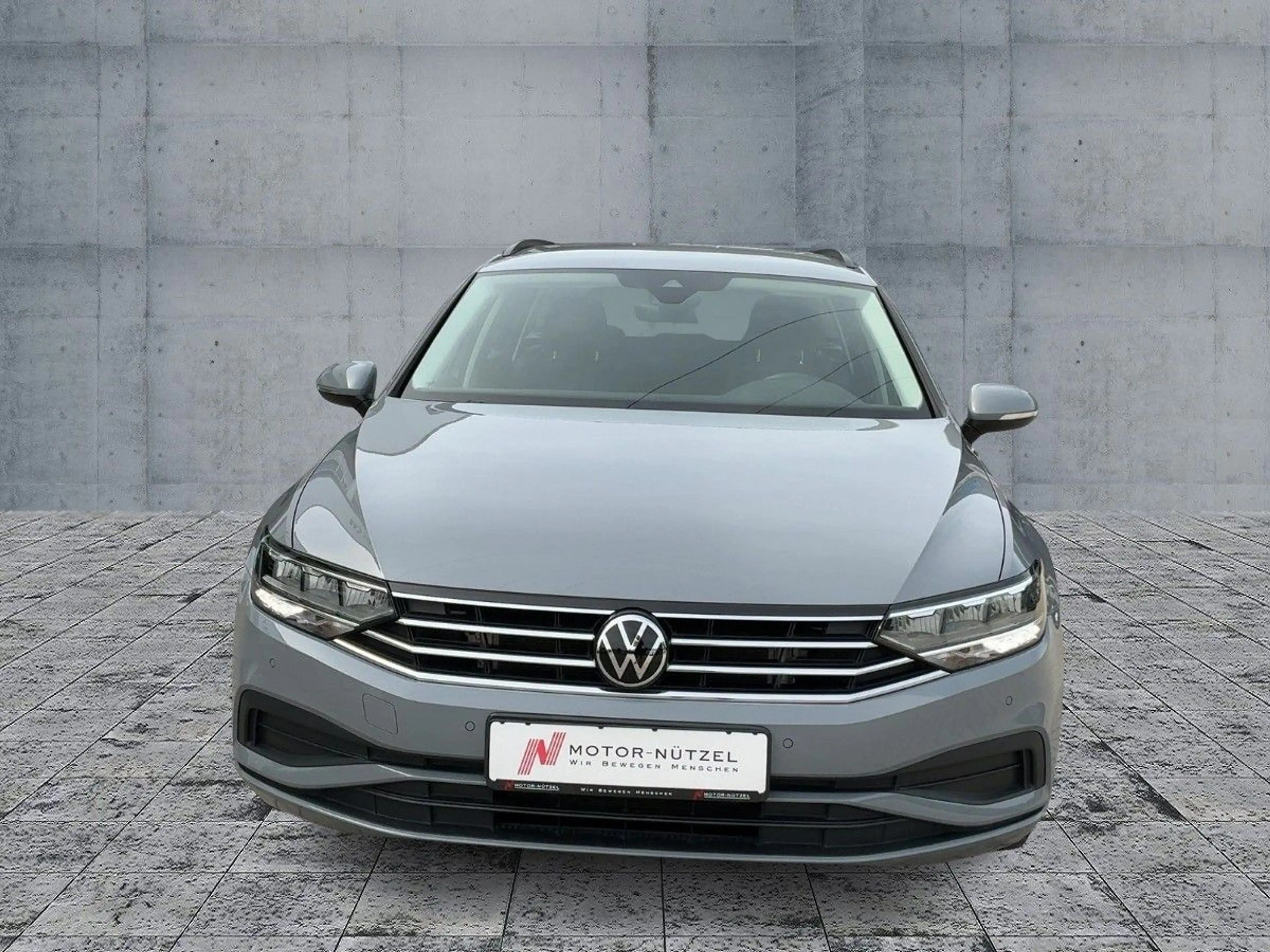 Volkswagen Passat Variant 1.5 TSI DSG LED+NAVI+RFK+APP — photo 3