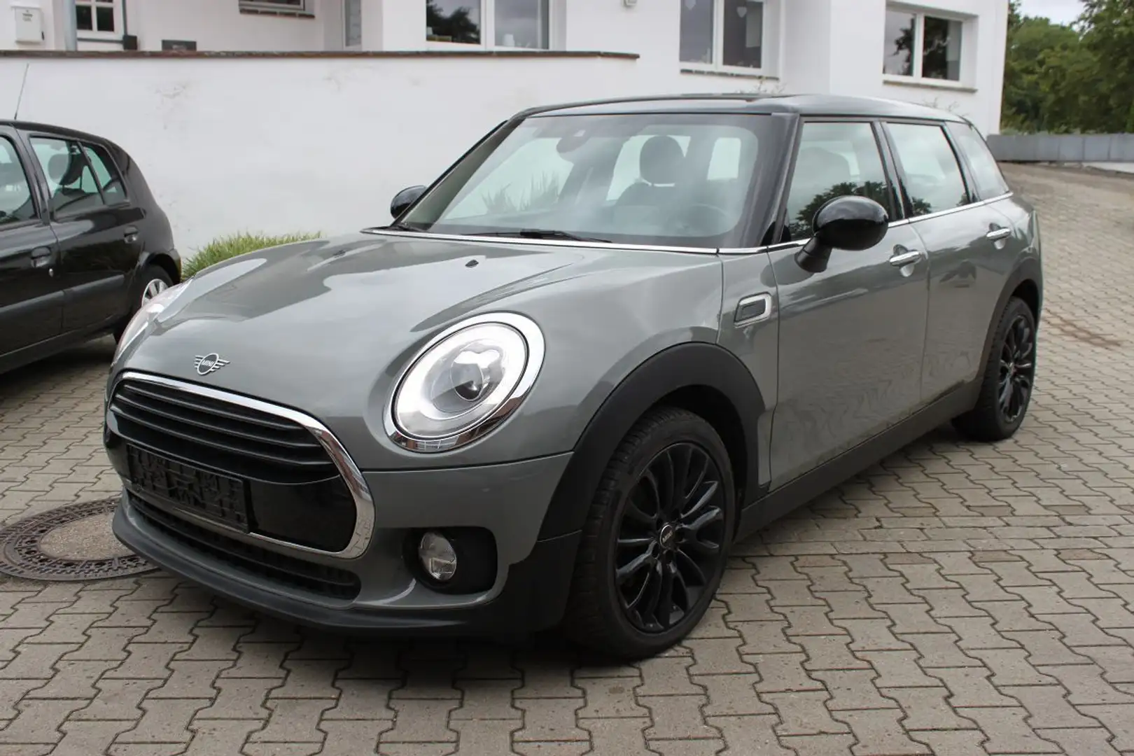 MINI Cooper Clubman - NaviPro-HeadUp-LED-Leder Gris - 1