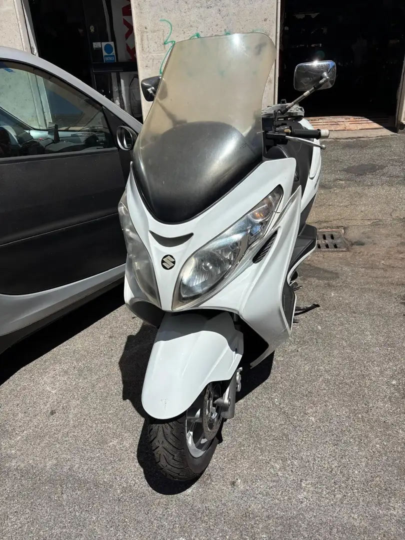 Suzuki Burgman 400 Білий - 1