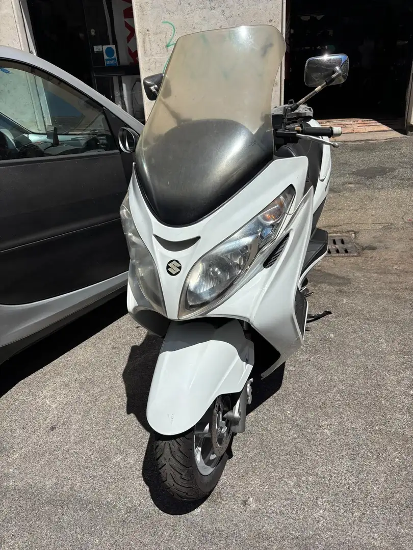 Suzuki Burgman 400 Білий - 2