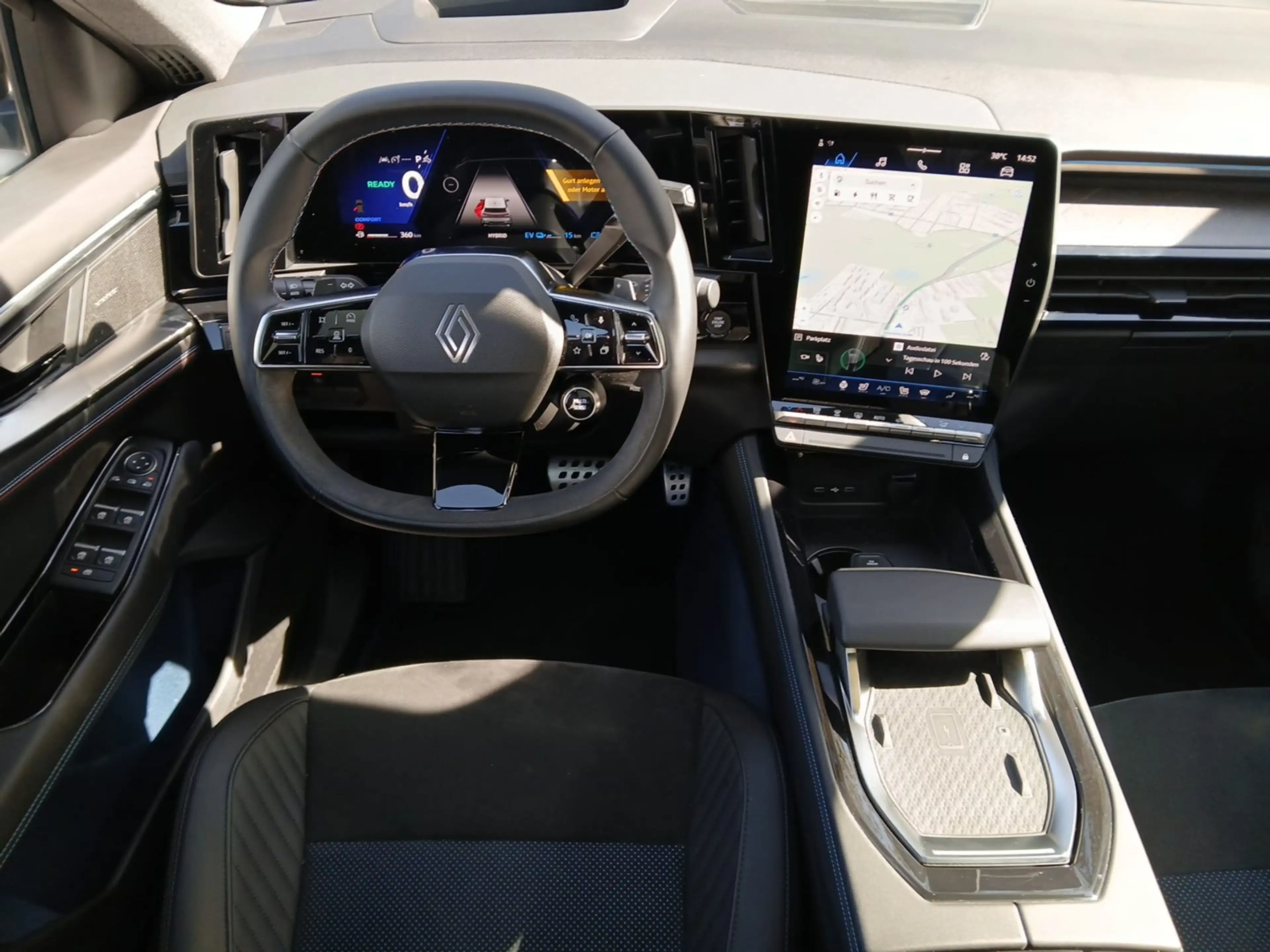 Renault Rafale RAFALE Esprit Alpine E-Tech Plug-in Hybrid 300 4x4 — photo 6