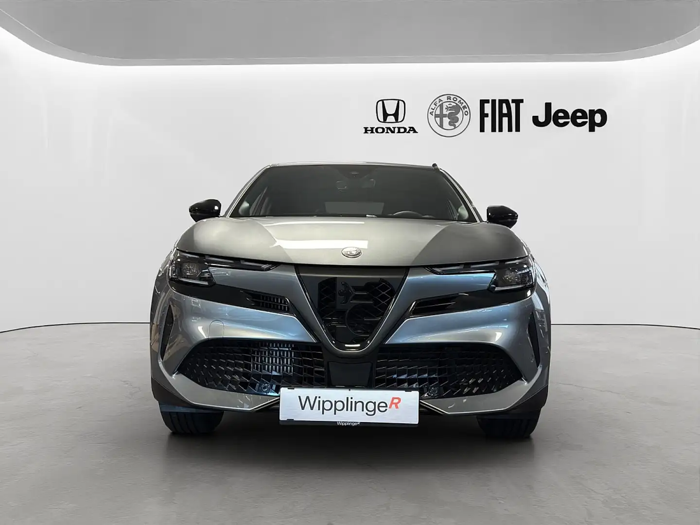 Alfa Romeo Junior Ibrida Speciale 1.2 MHEV e-DCT6 Grau - 2
