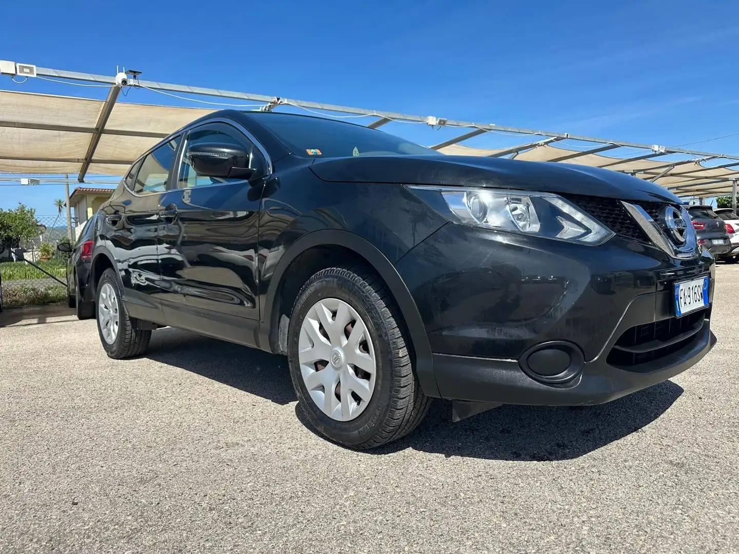 Nissan Qashqai 1.5 dCi Visia Nero - 1
