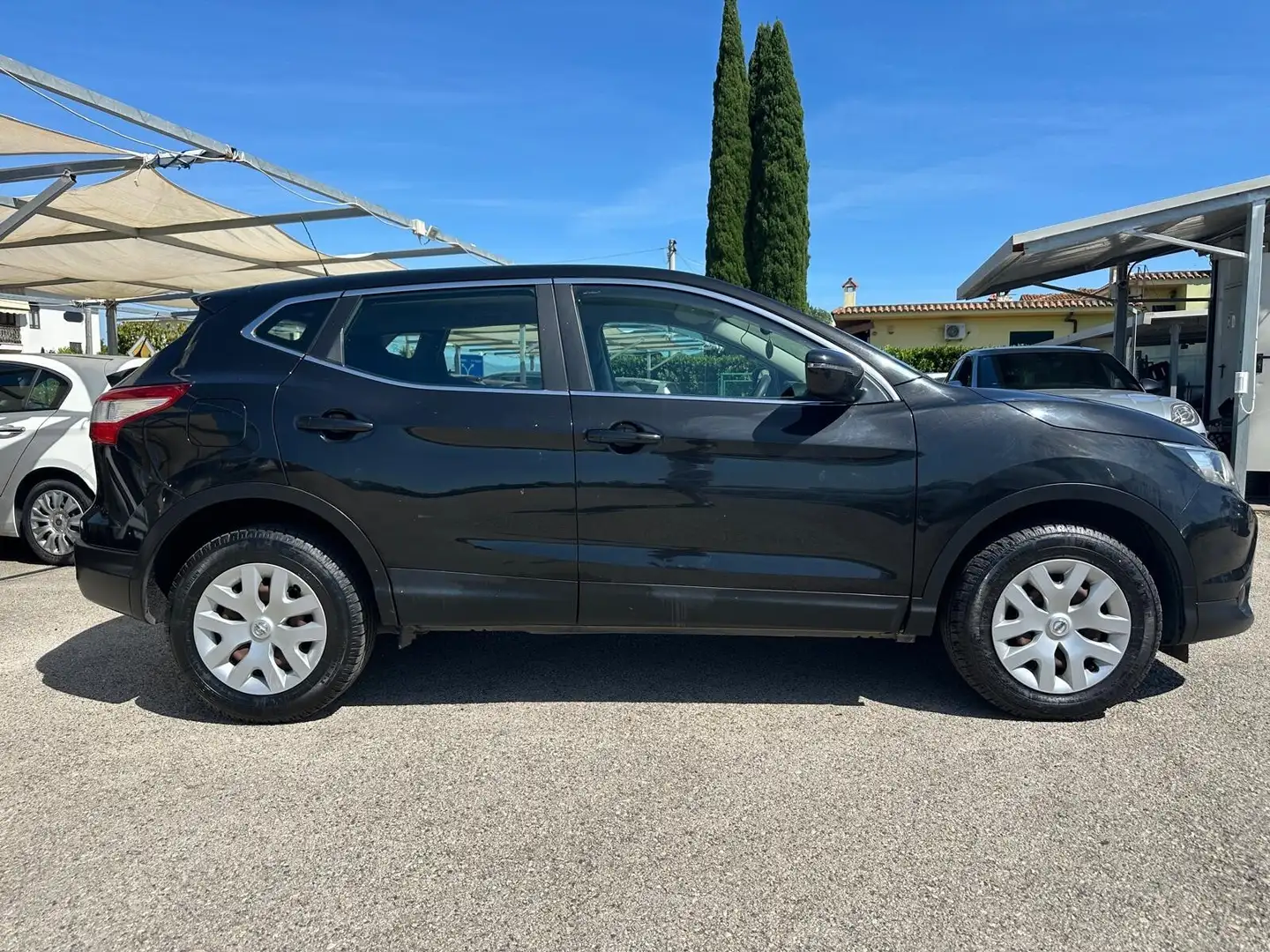 Nissan Qashqai 1.5 dCi Visia Nero - 2