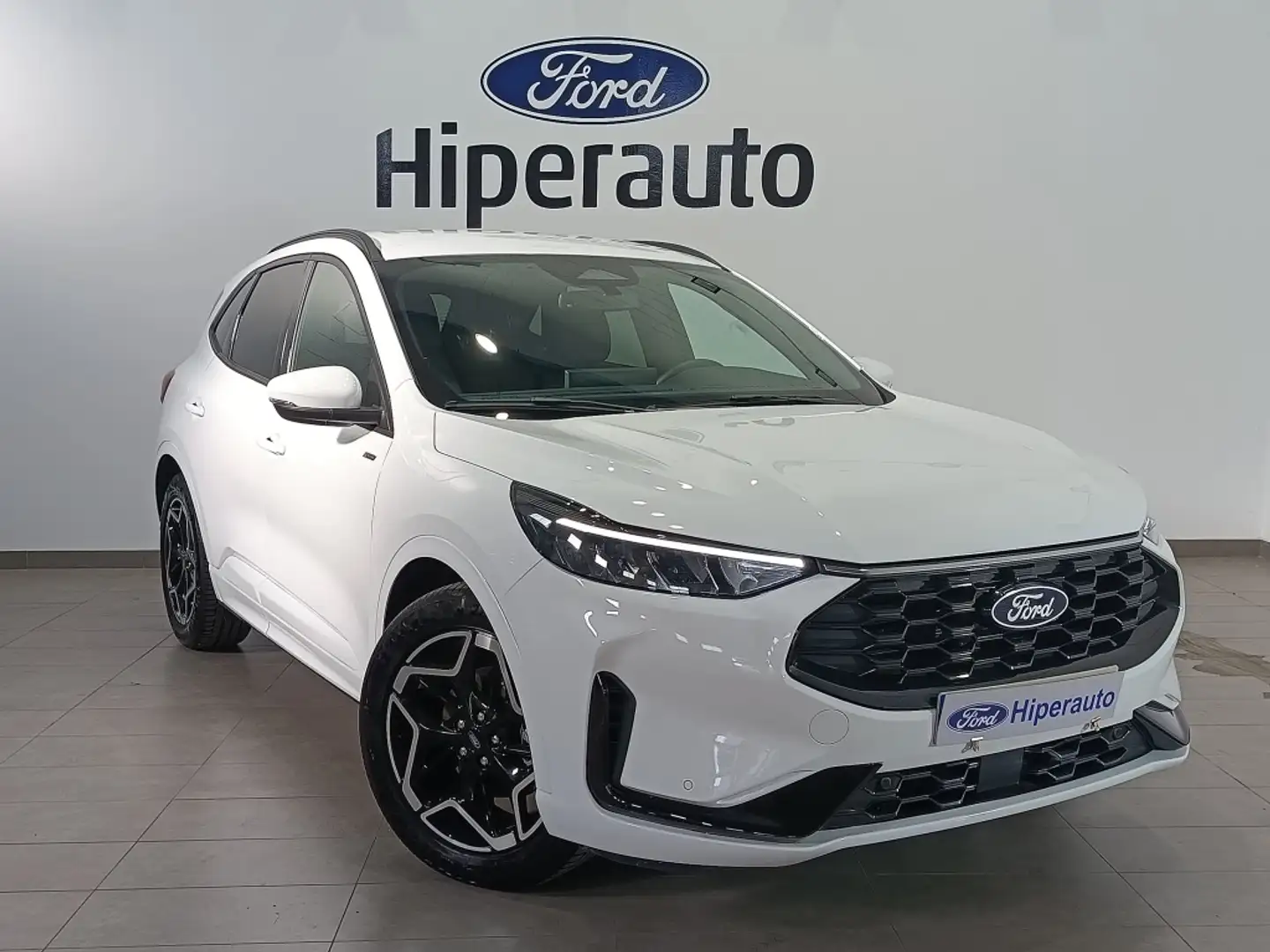 Ford Kuga 2.5 Duratec FHEV ST-Line 4x2 Aut. Bianco - 1