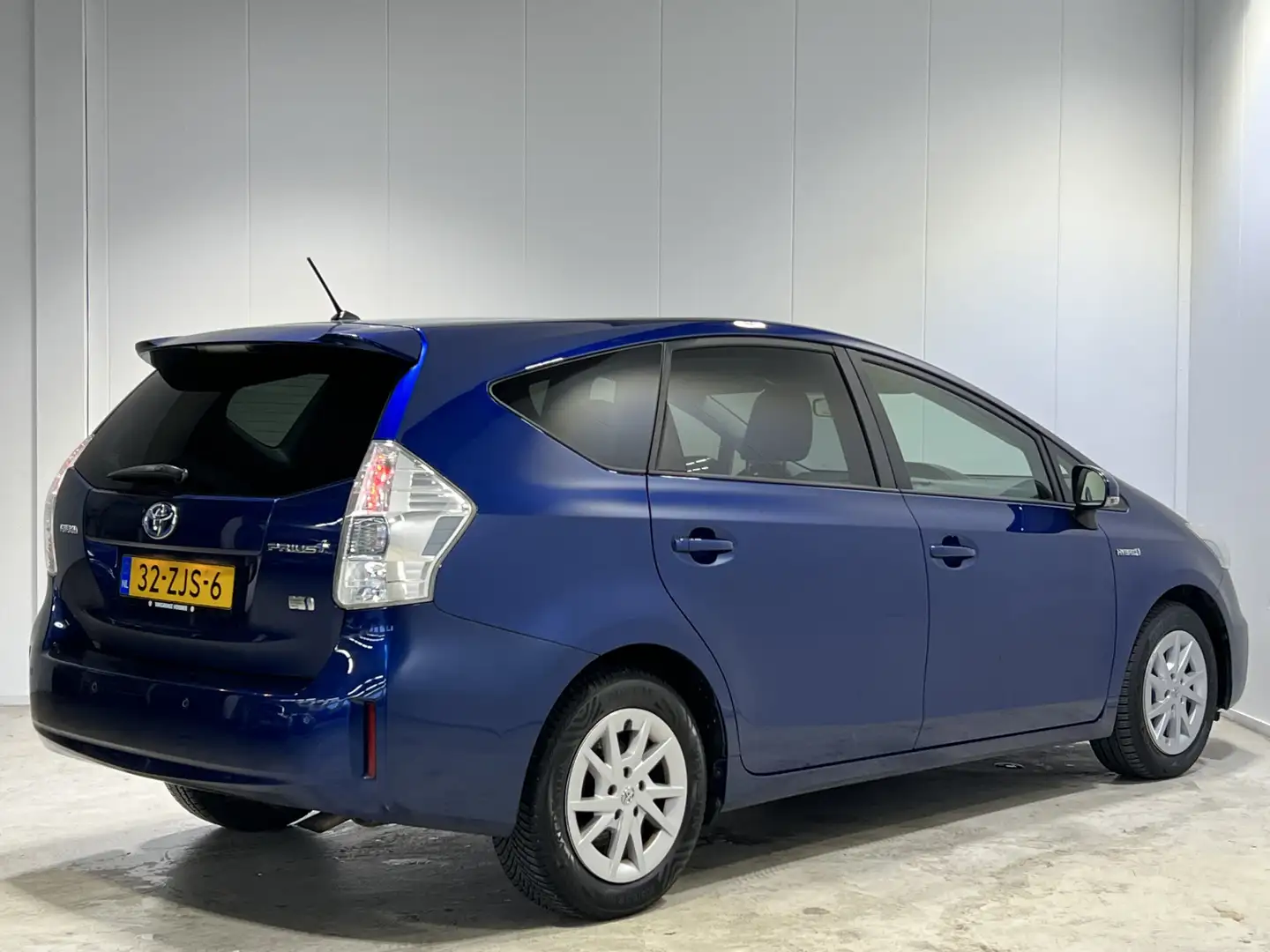 Toyota Prius+ Prius Wagon 1.8 Comfort | Navigatie | LM Velgen 16 Albastru - 2