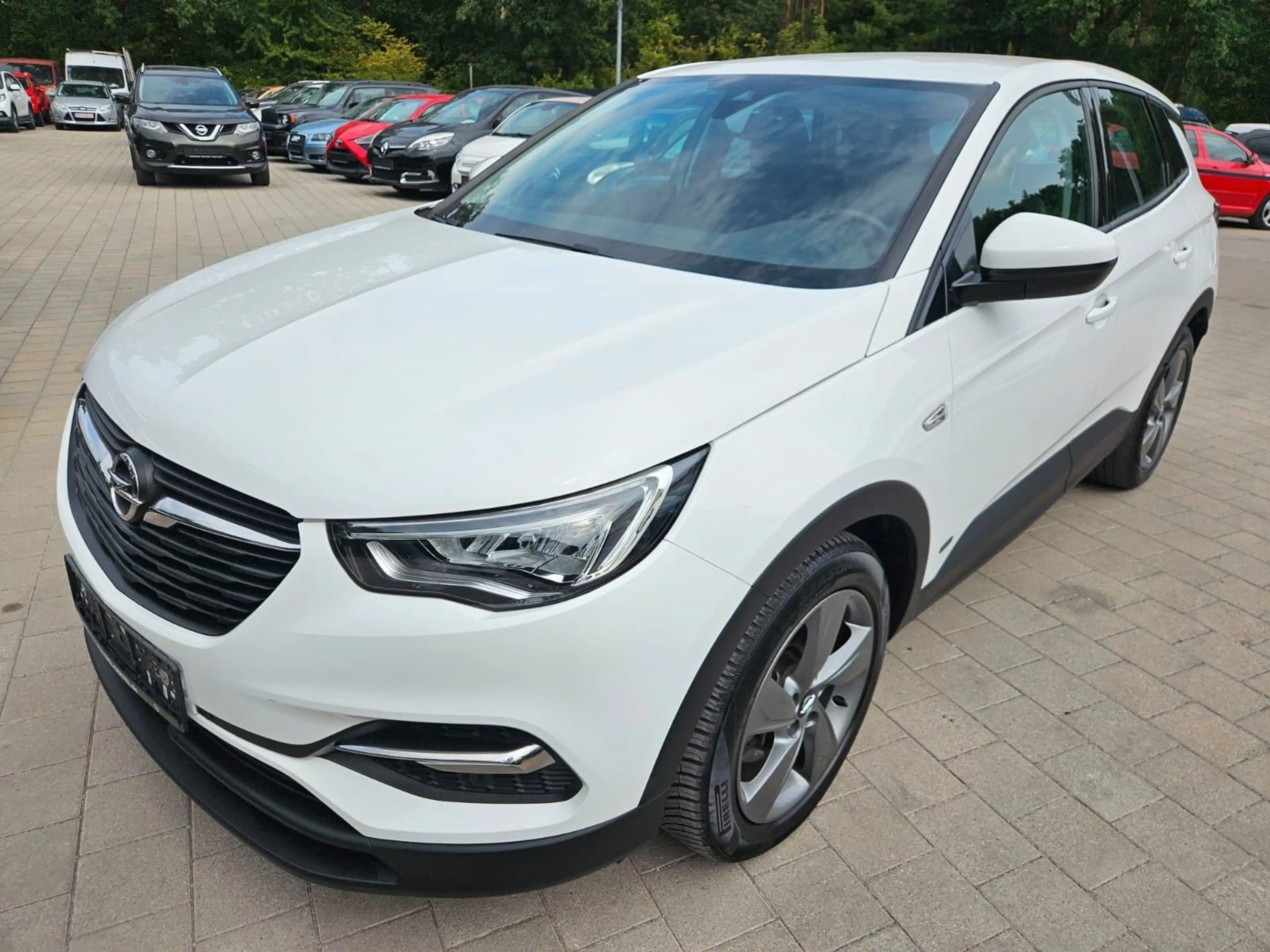 Opel Grandland X — photo 2