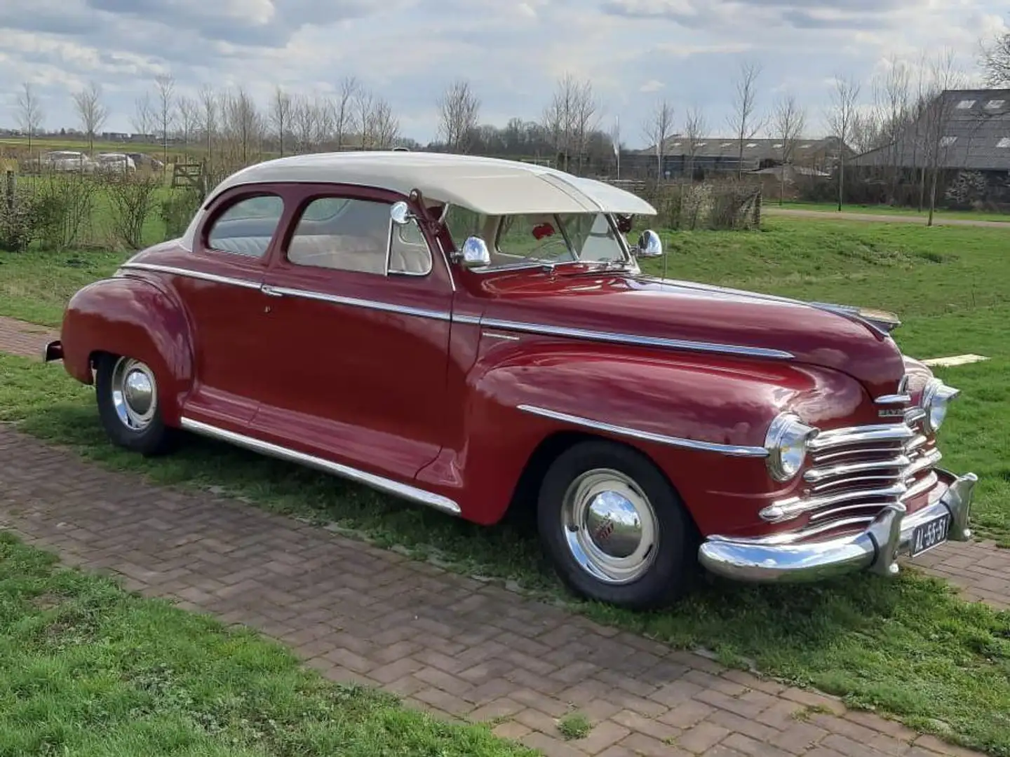 Plymouth Special de Luxe Coupe Rosso - 1