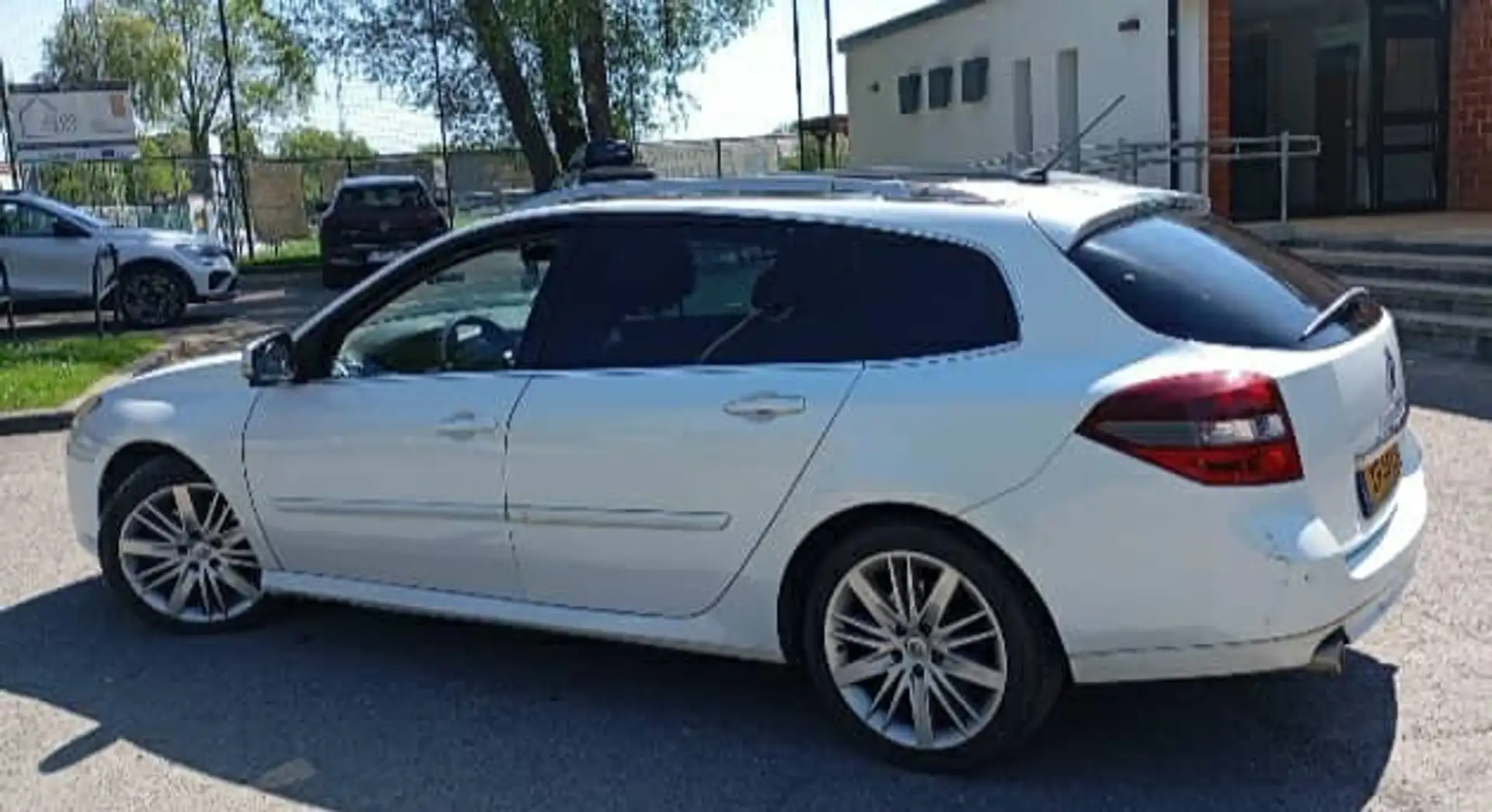 Renault Laguna Initiale Paris Wit - 1