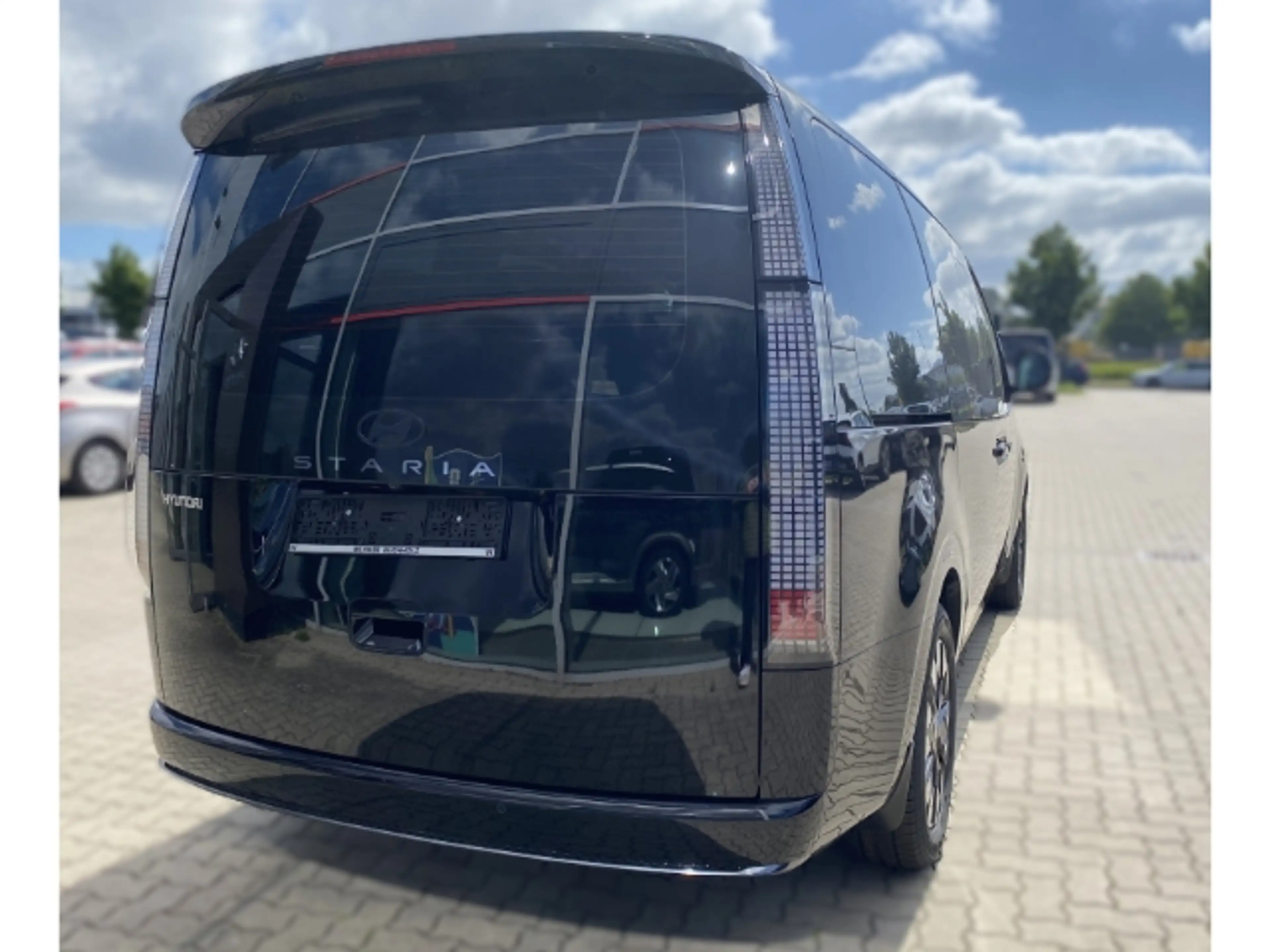 Hyundai STARIA Signature Hybrid 2WD 7-Sitzer *Elektr. Schiebetüre — photo 8