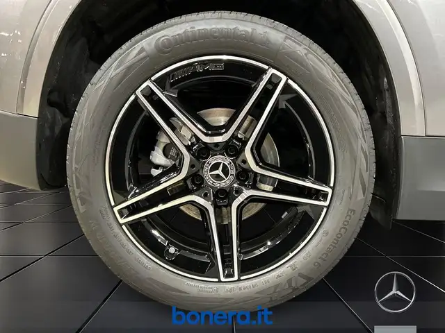 Mercedes-Benz Gla Class view 11