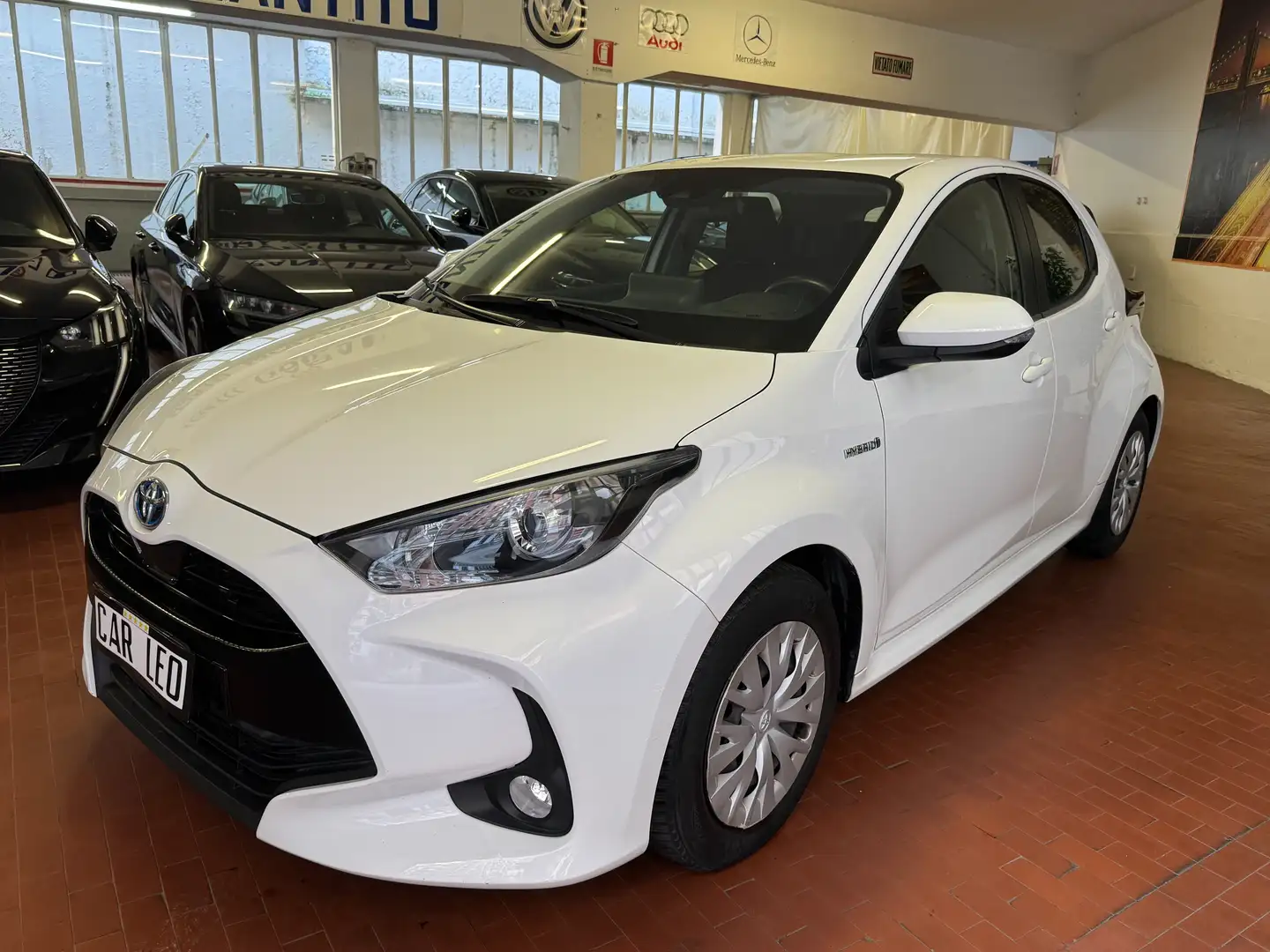 Toyota Yaris Yaris IV 2020 1.5h Trend Wit - 1