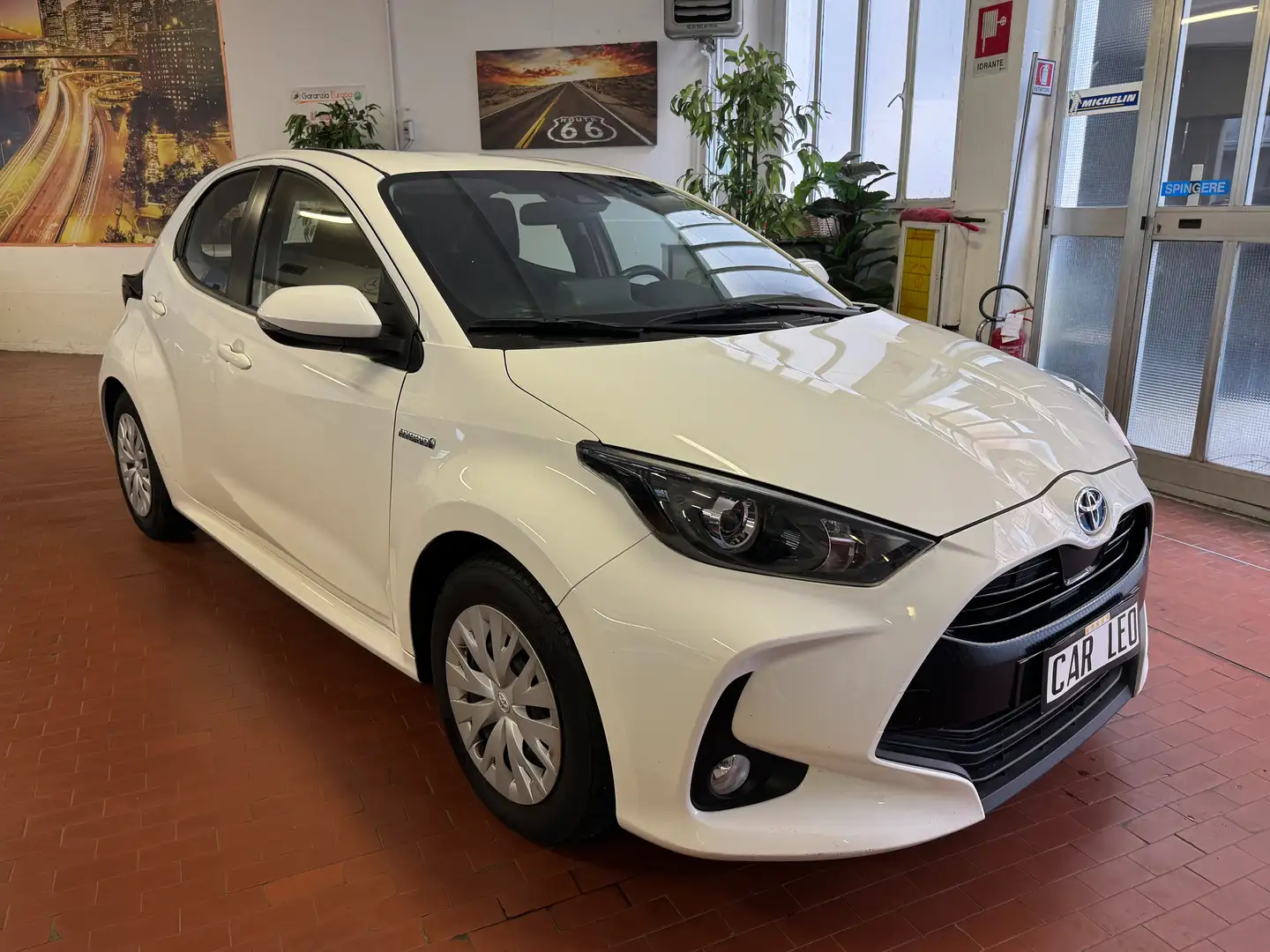 Toyota Yaris Yaris IV 2020 1.5h Trend Wit - 2