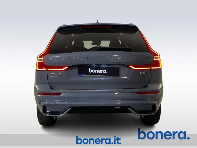 Volvo XC60 view 6