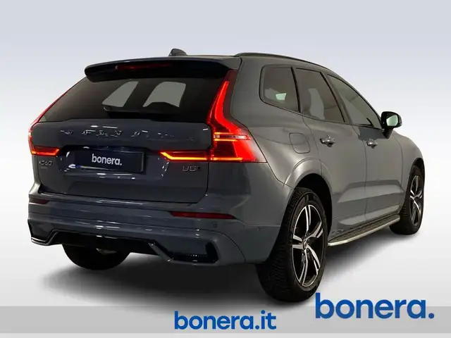 Volvo XC60 view 5