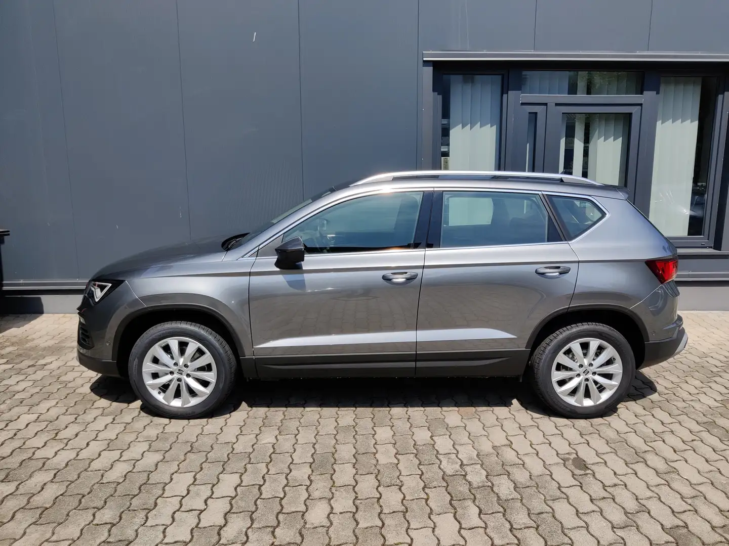 SEAT Ateca Style Grau - 2