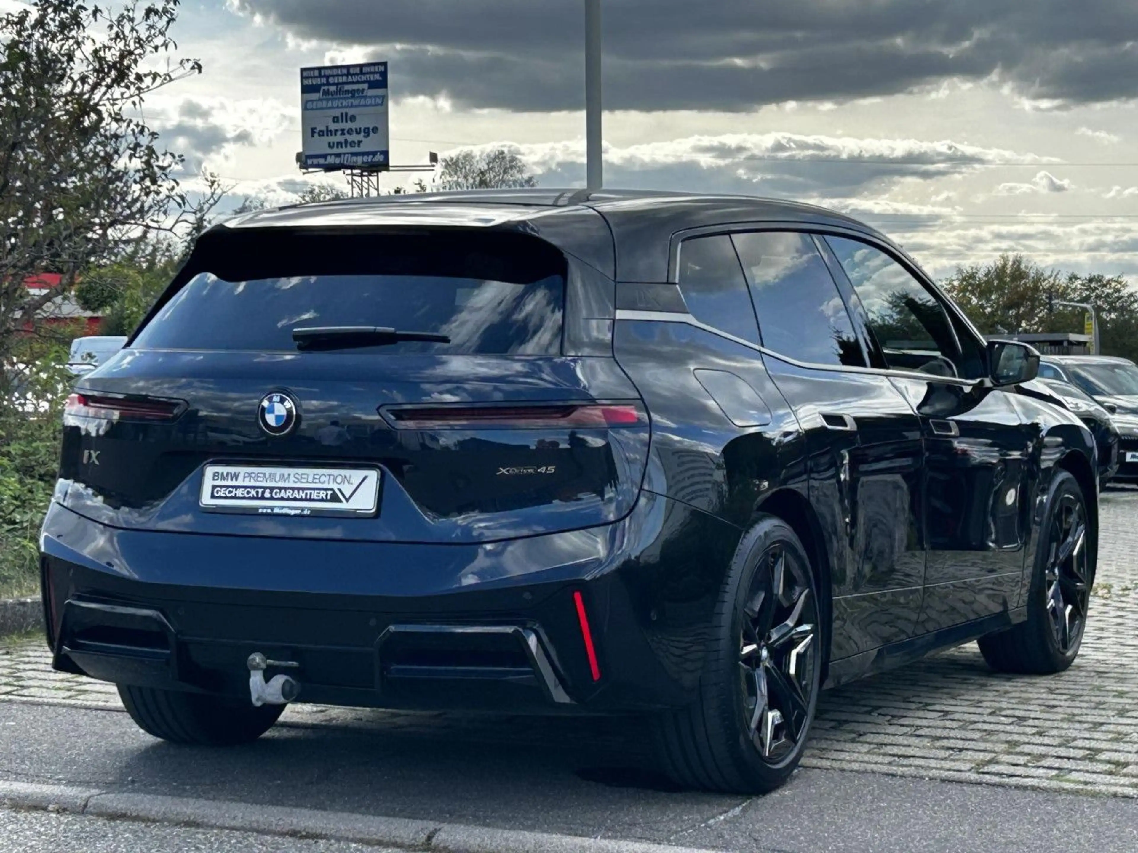 BMW iX x45 M Sport ACC IntAktivL.Sitzbel.Sky 360°AHK — photo 6