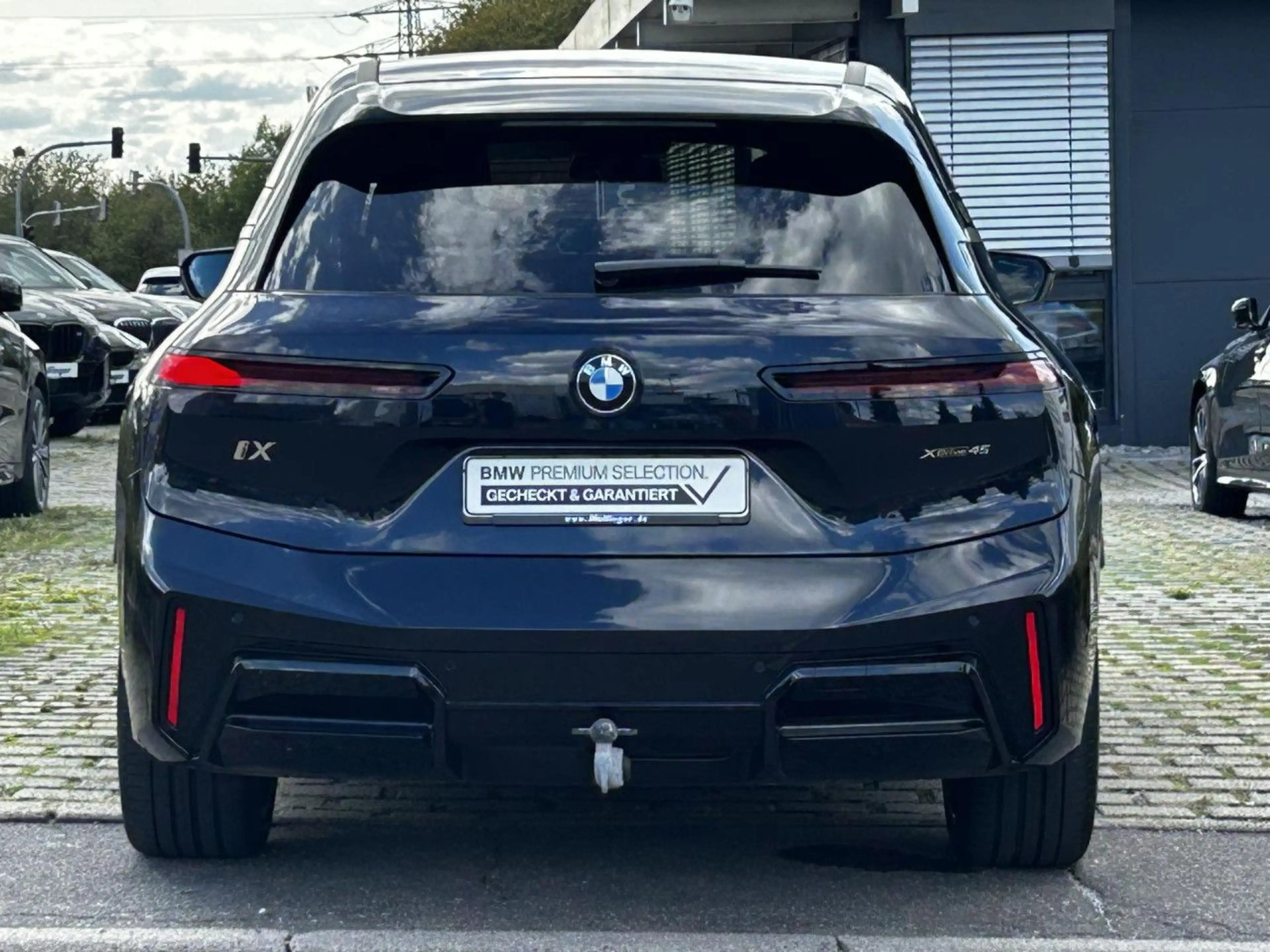 BMW iX x45 M Sport ACC IntAktivL.Sitzbel.Sky 360°AHK — photo 7
