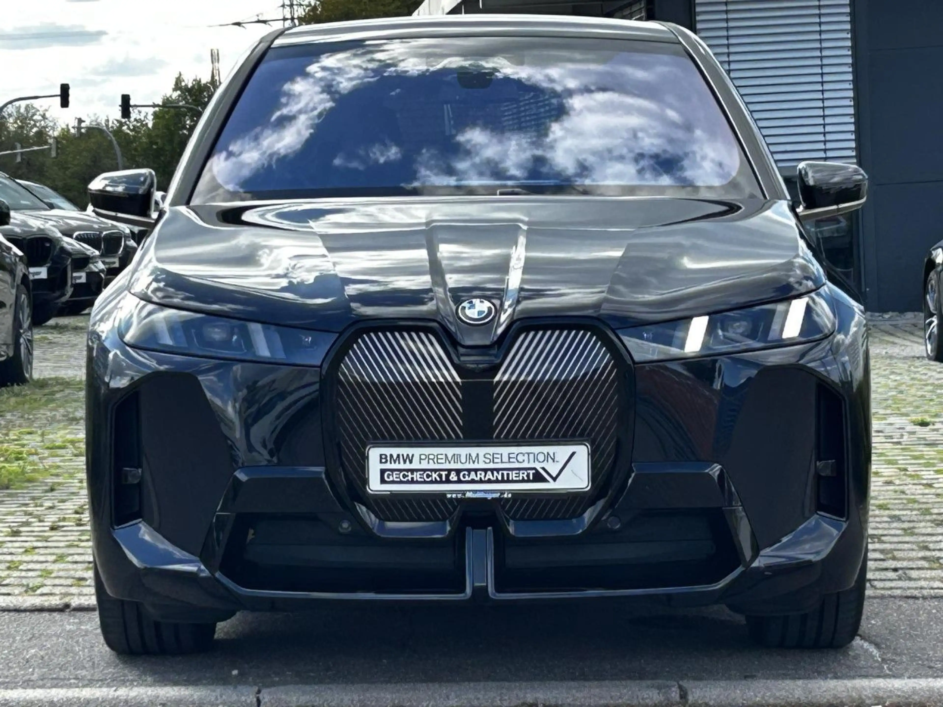 BMW iX x45 M Sport ACC IntAktivL.Sitzbel.Sky 360°AHK — photo 4