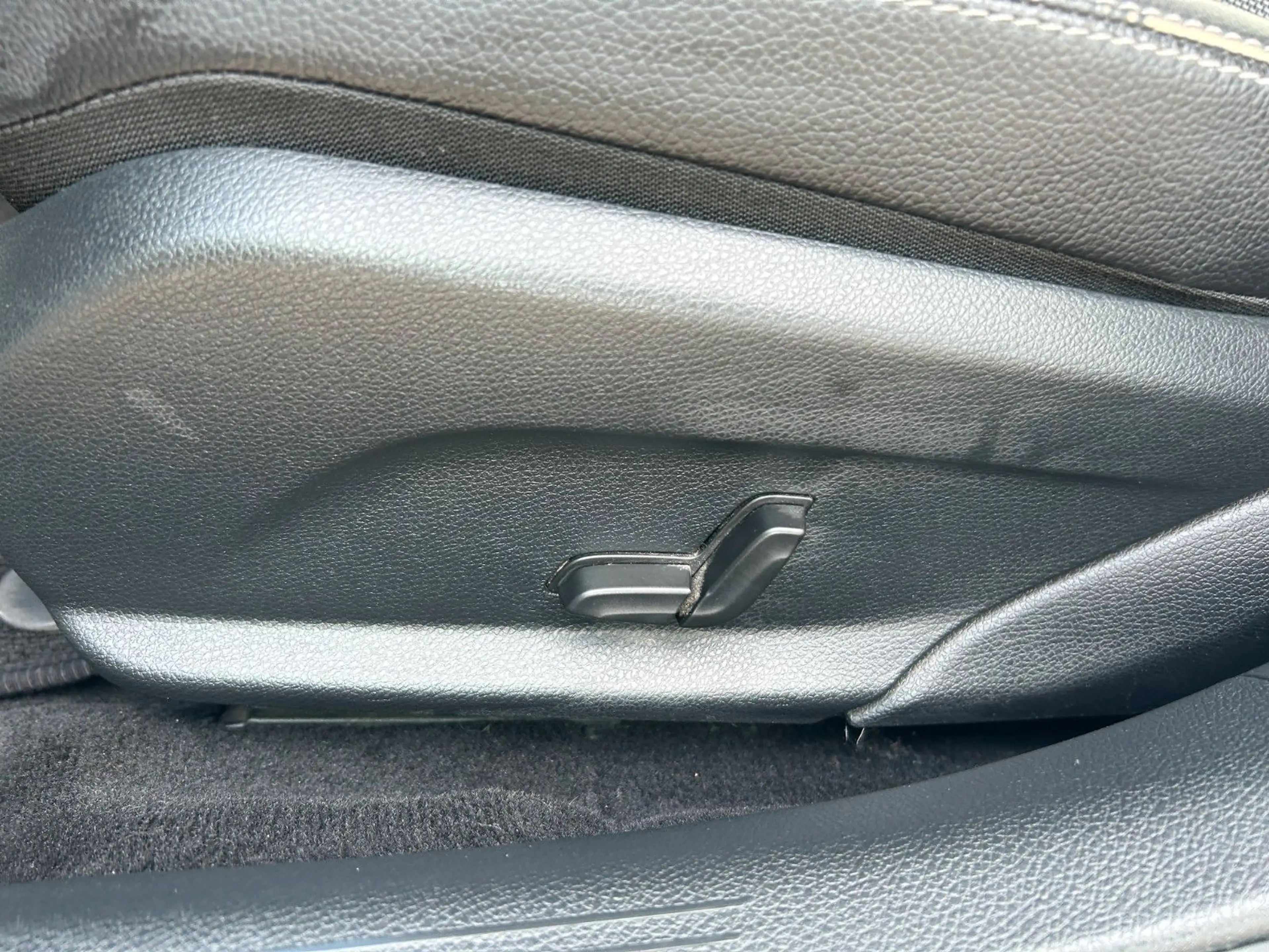 Mercedes-Benz C 220 Limousine 2.1 BlueTec Klimaauto. PDC — photo 12