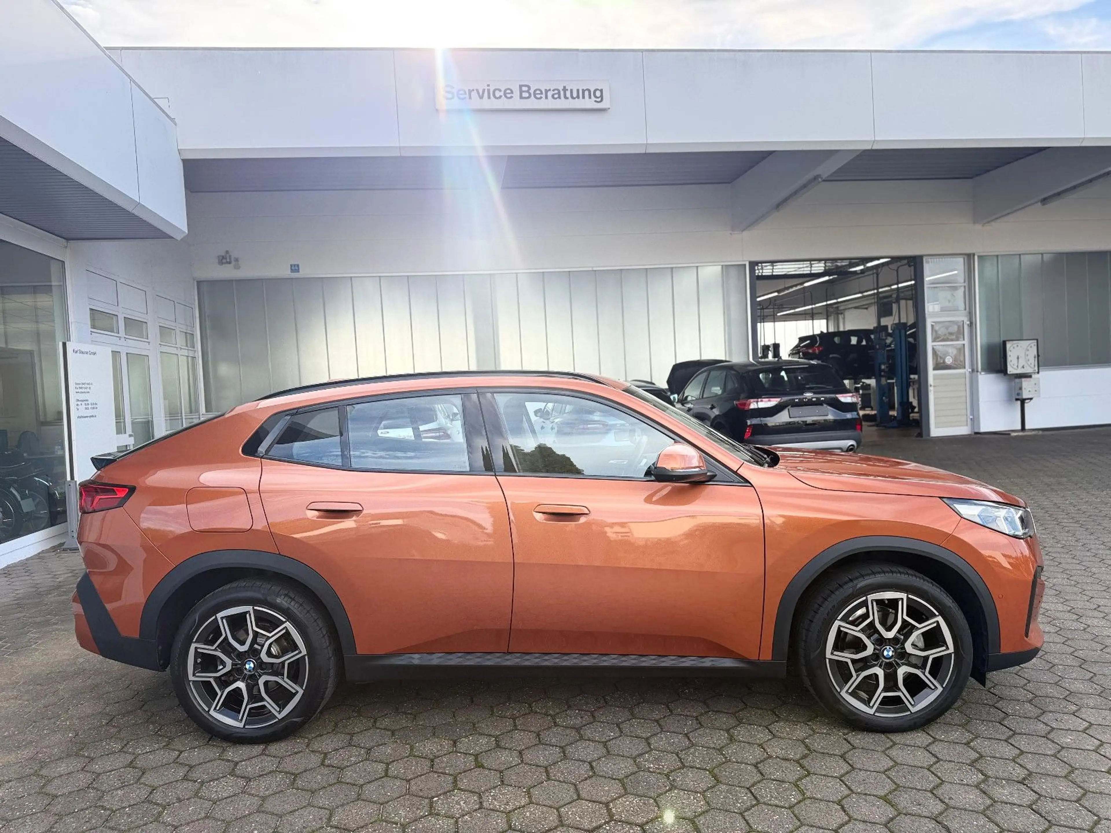 BMW X2 20 d xDrive AHK 360° MEMORY HARMAN/K. HEAD-UP — photo 7