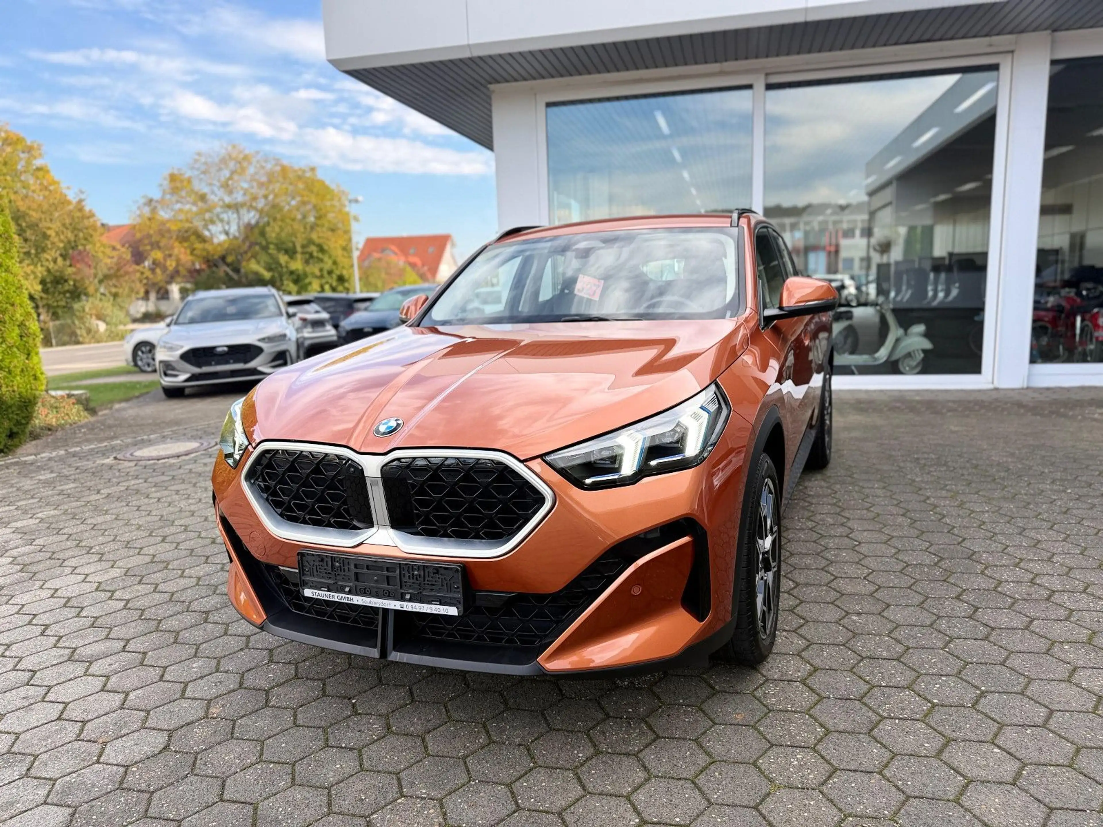 BMW X2 20 d xDrive AHK 360° MEMORY HARMAN/K. HEAD-UP — photo 2