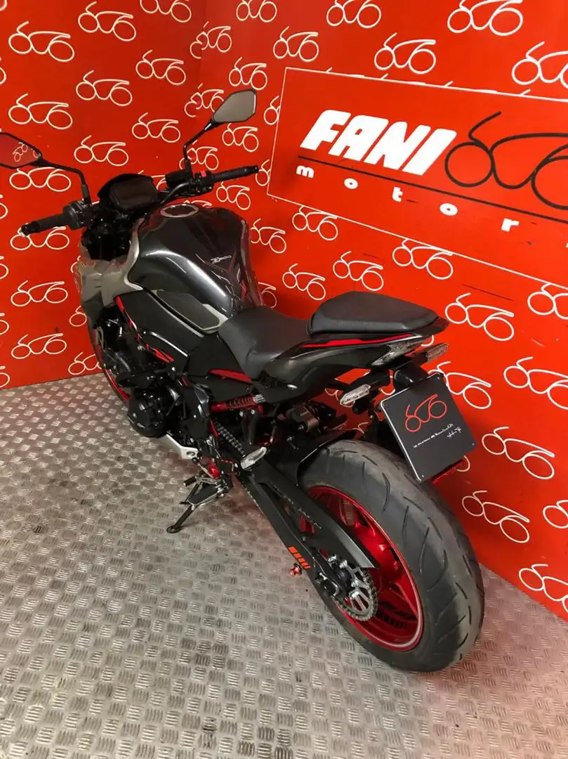Kawasaki Z 900 . Grigio - 2
