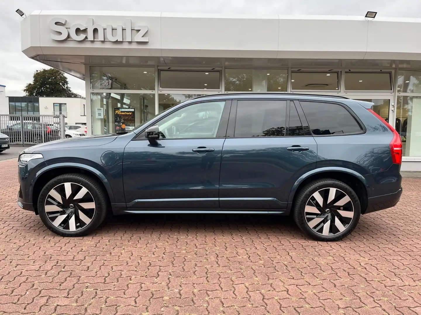 Volvo XC90 T8 AWD Ultra Dark *LFW*HUD*AHK*PANO* Blau - 1
