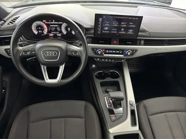 Audi A4 view 7