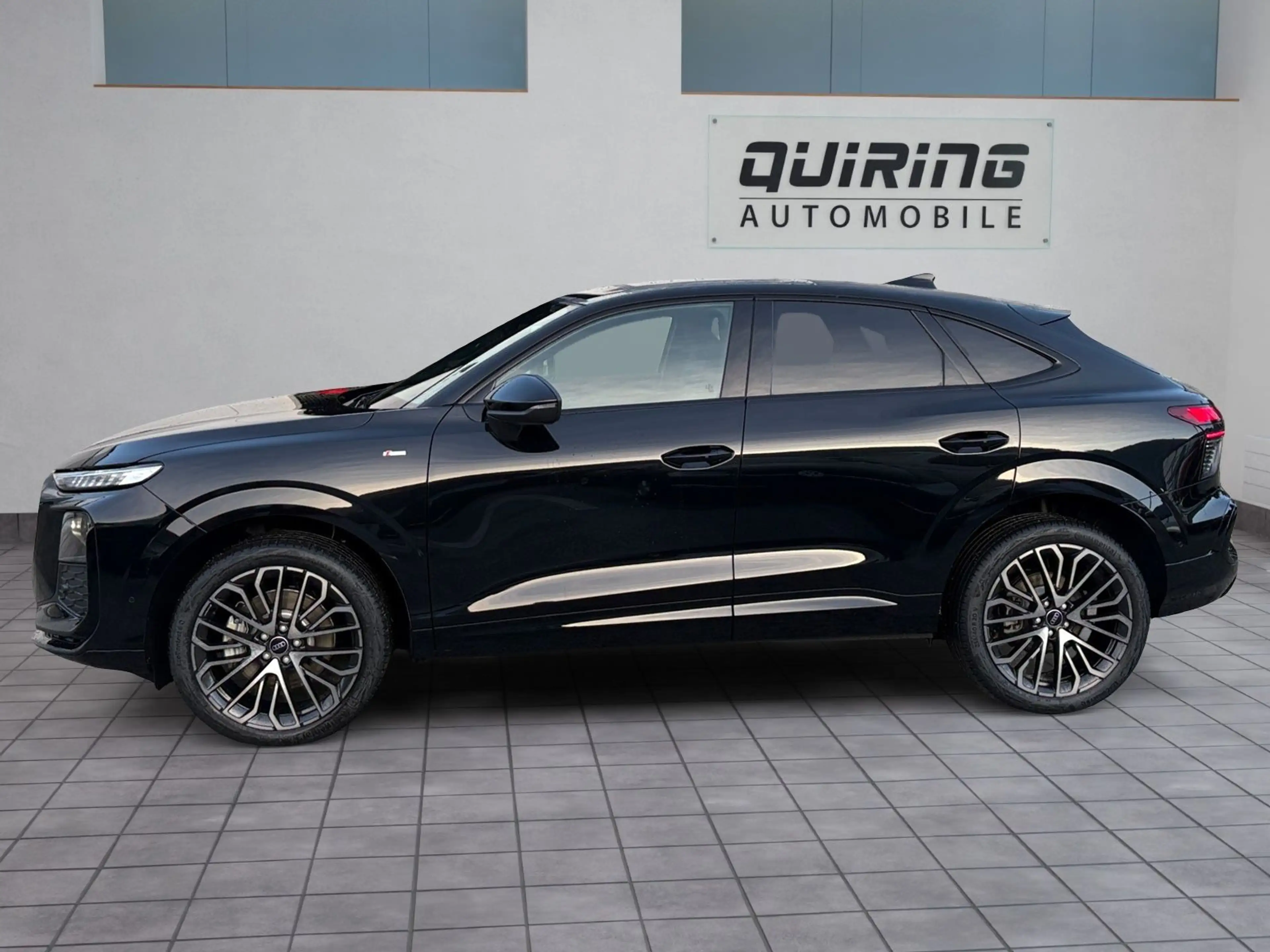 Audi Q3 SPORTBACK S-Line /Tech+/Pan/MMIpro/20 — photo 3