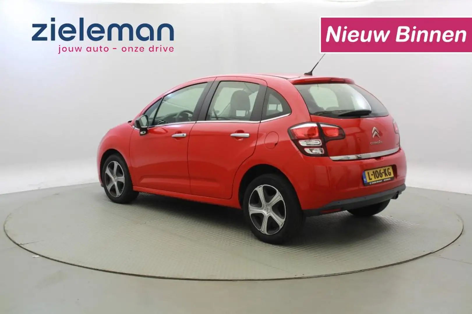 Citroen C3 1.2 PureTech Business - Airco, Stoelverwarming Rood - 2